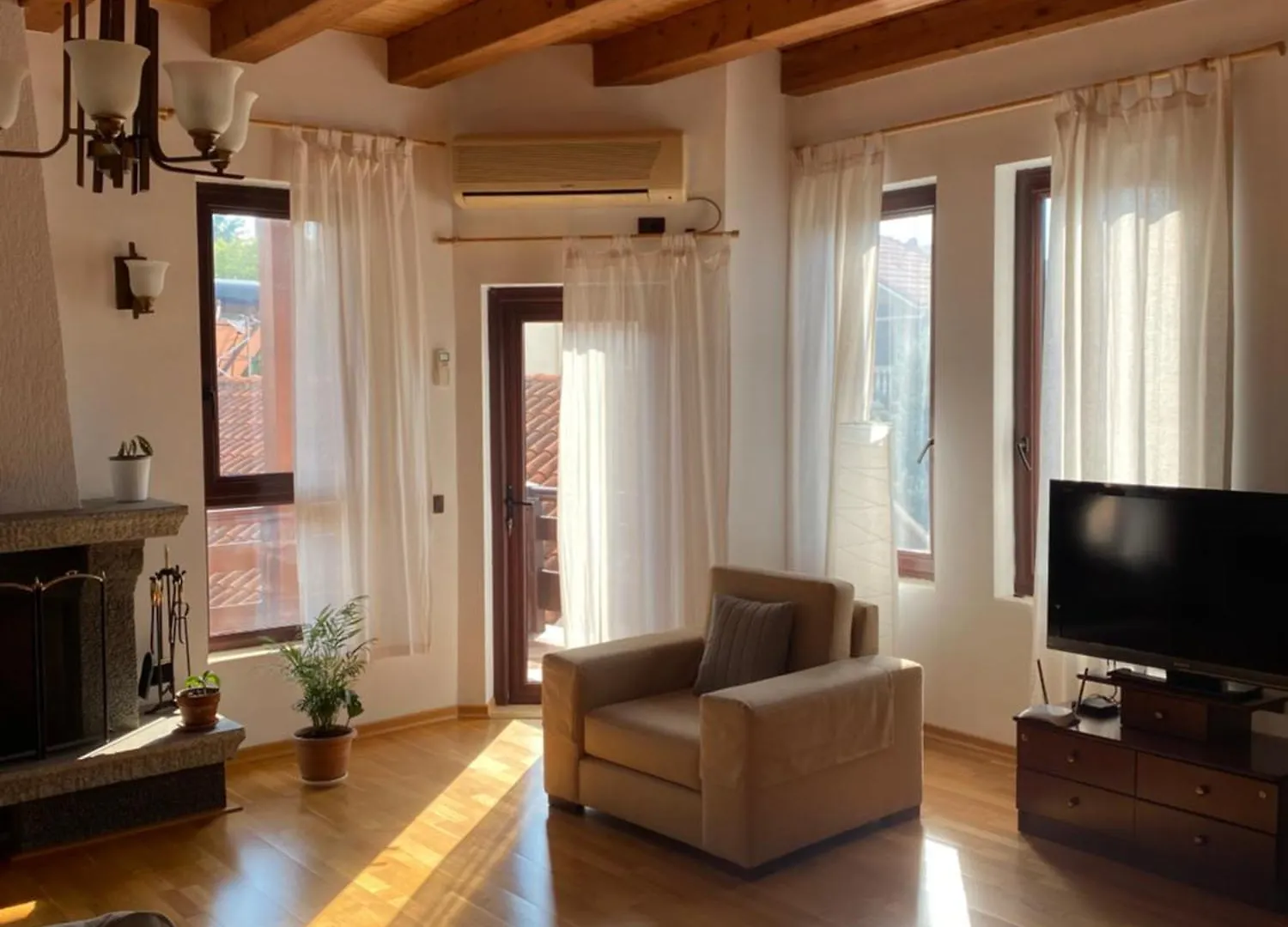 Apartman Comfy Spacious Duplex Tirana Albánia