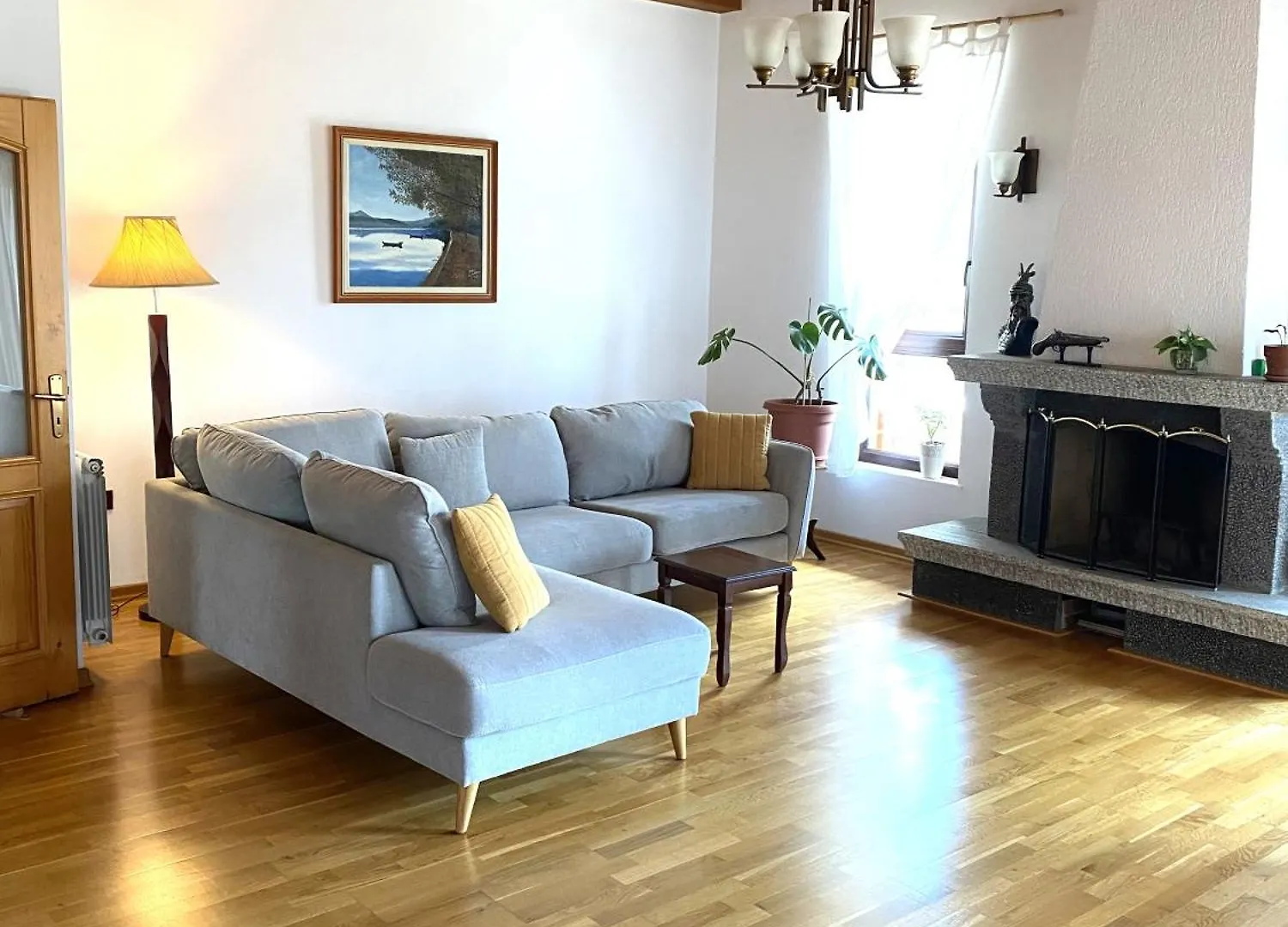 Apartman Comfy Spacious Duplex Tirana